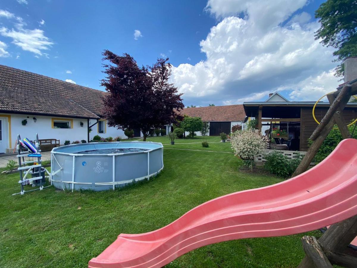 Apartman Beniskovec, Сухдол-над-Лужницы Экстерьер фото