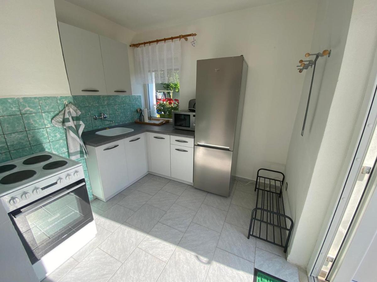 Apartman Beniskovec, Сухдол-над-Лужницы Экстерьер фото