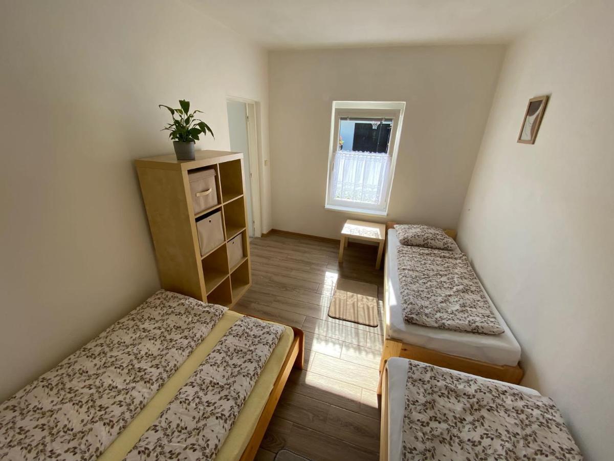 Apartman Beniskovec, Сухдол-над-Лужницы Экстерьер фото